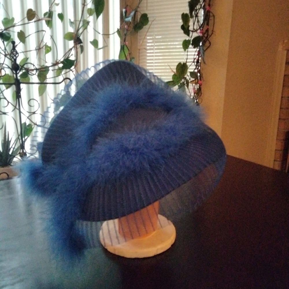 Women's Big Rim Hats